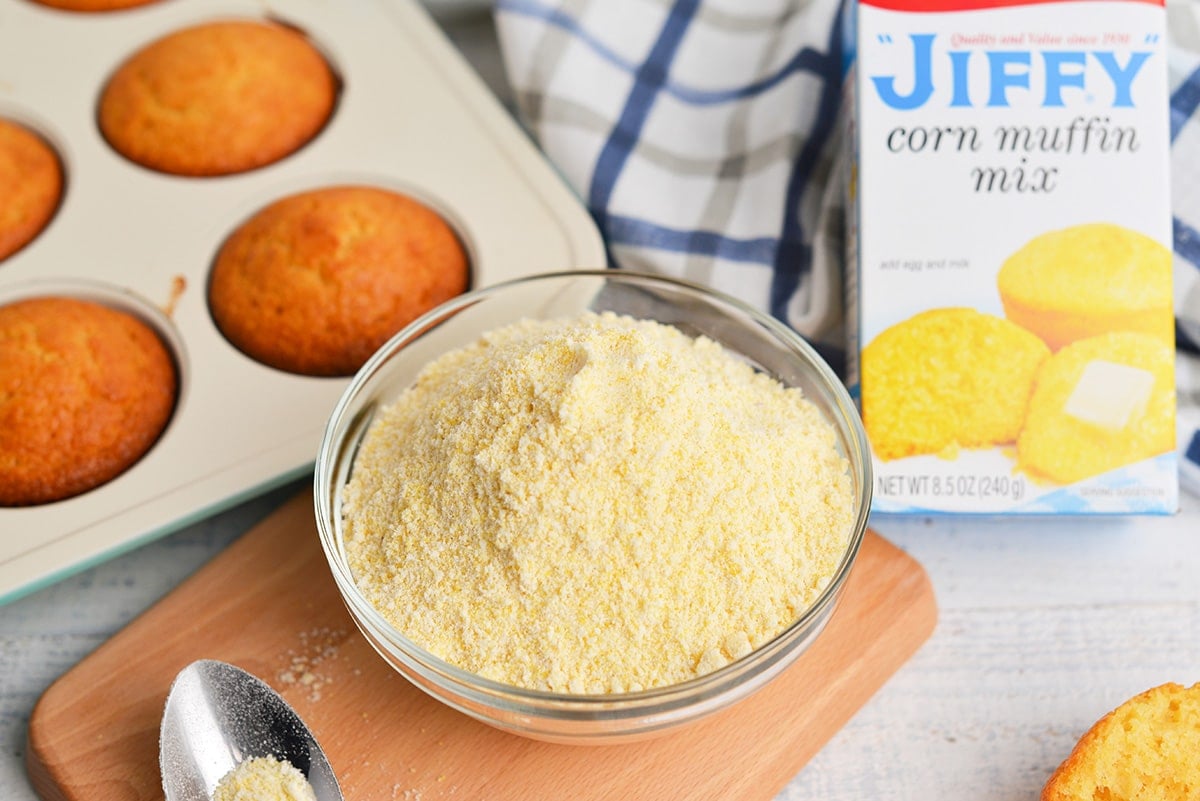 angle of dry cornbread mix for making muffins