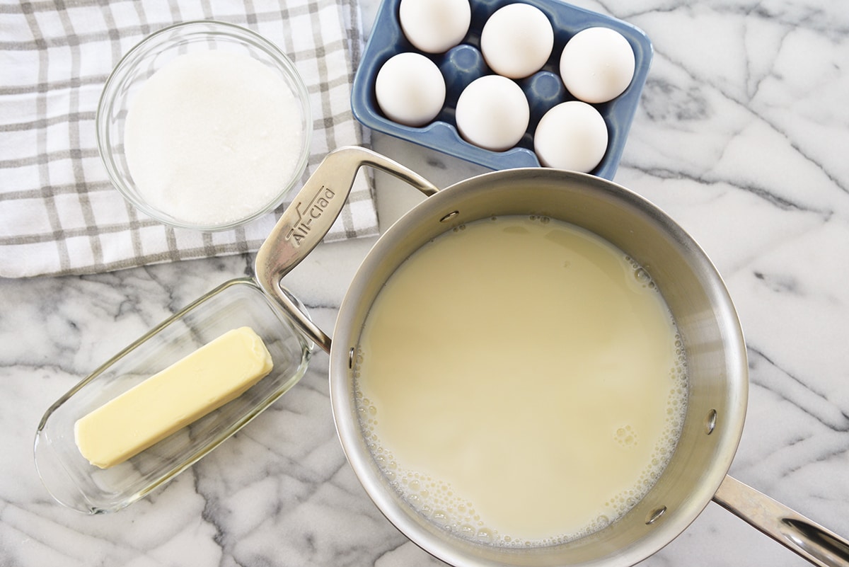 ingredient for making homemade vanilla custard