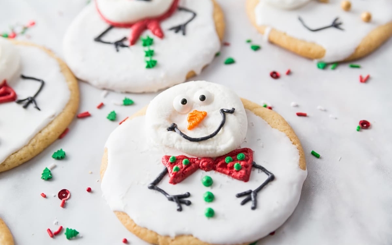 straight on shot of melted snowman cookie