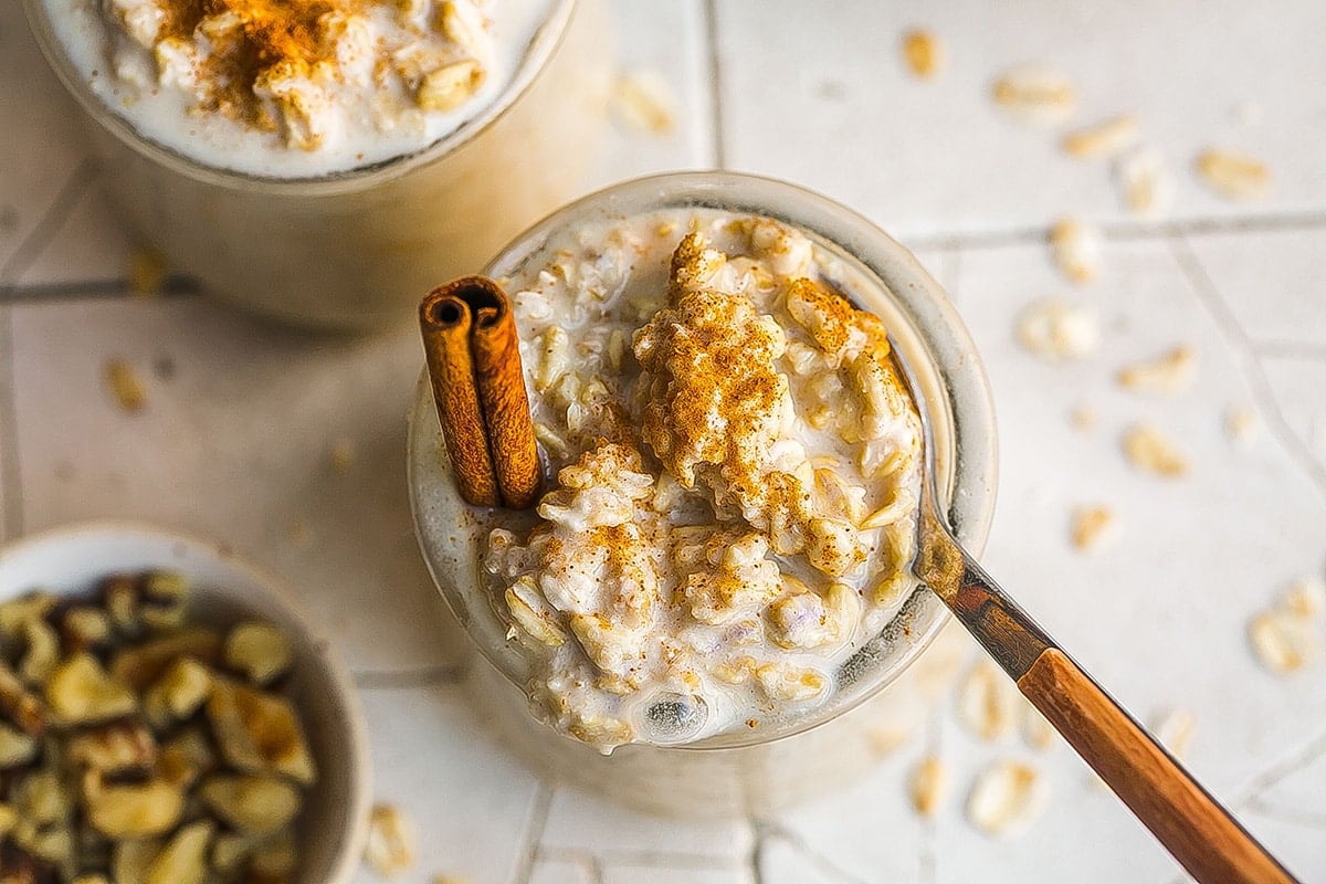 overhead shot of cinnamon overnight oats