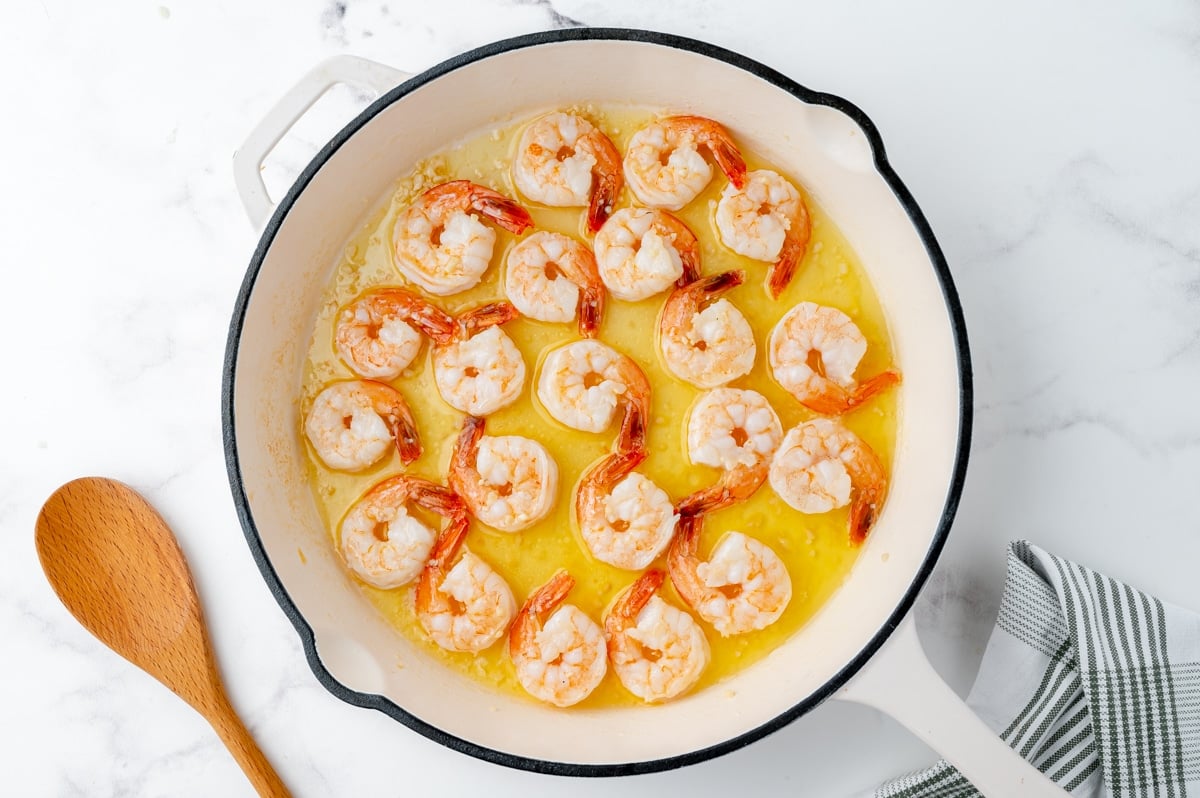 shrimp brining in a pan