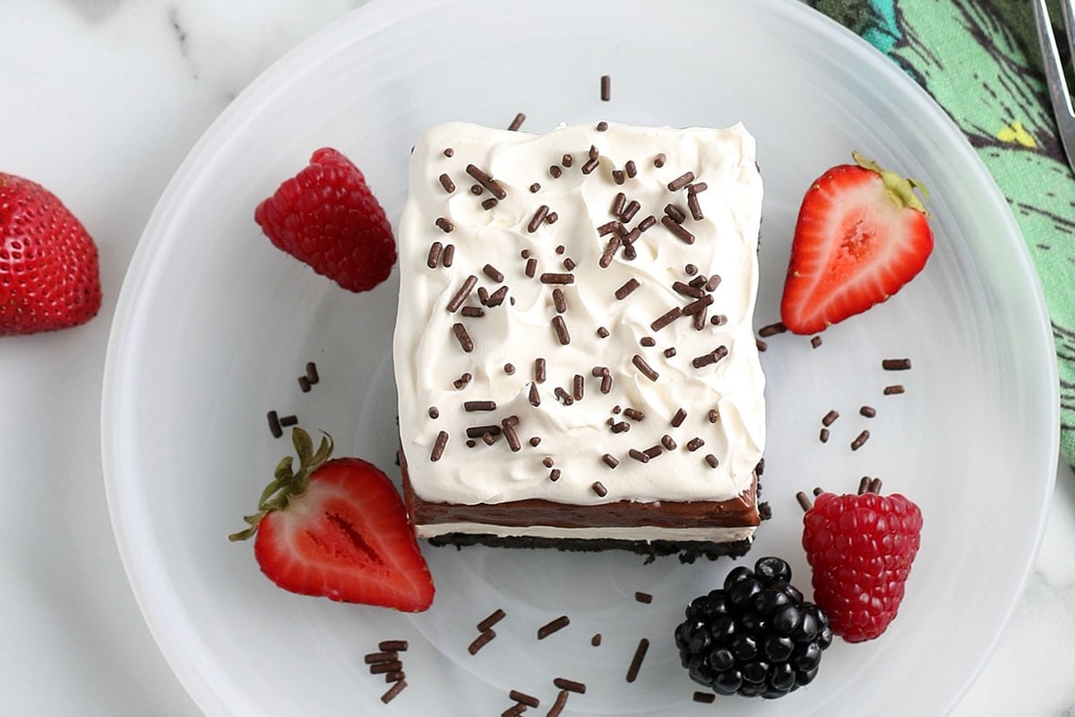 overhead of chocolate lasagna on a serving plate