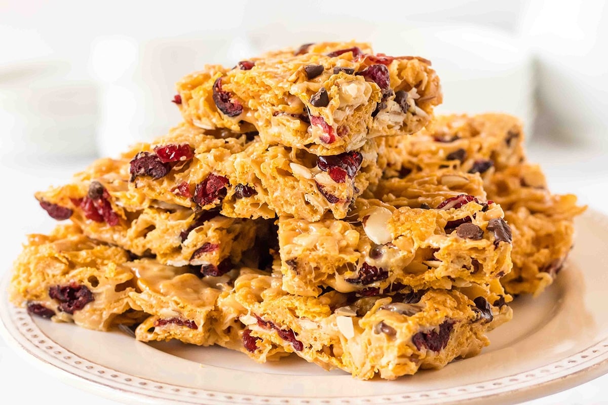 close up of peanut butter corn flake bars