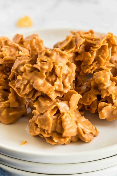 angled shot of butterscotch no bake cookies