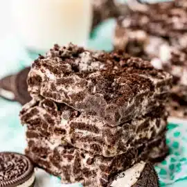 stack of oreo marshmallow treats