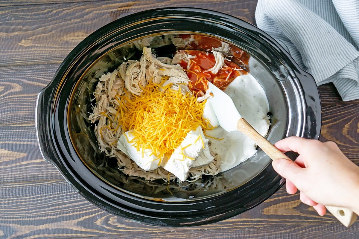 how to make buffalo chicken dip in the crock pot