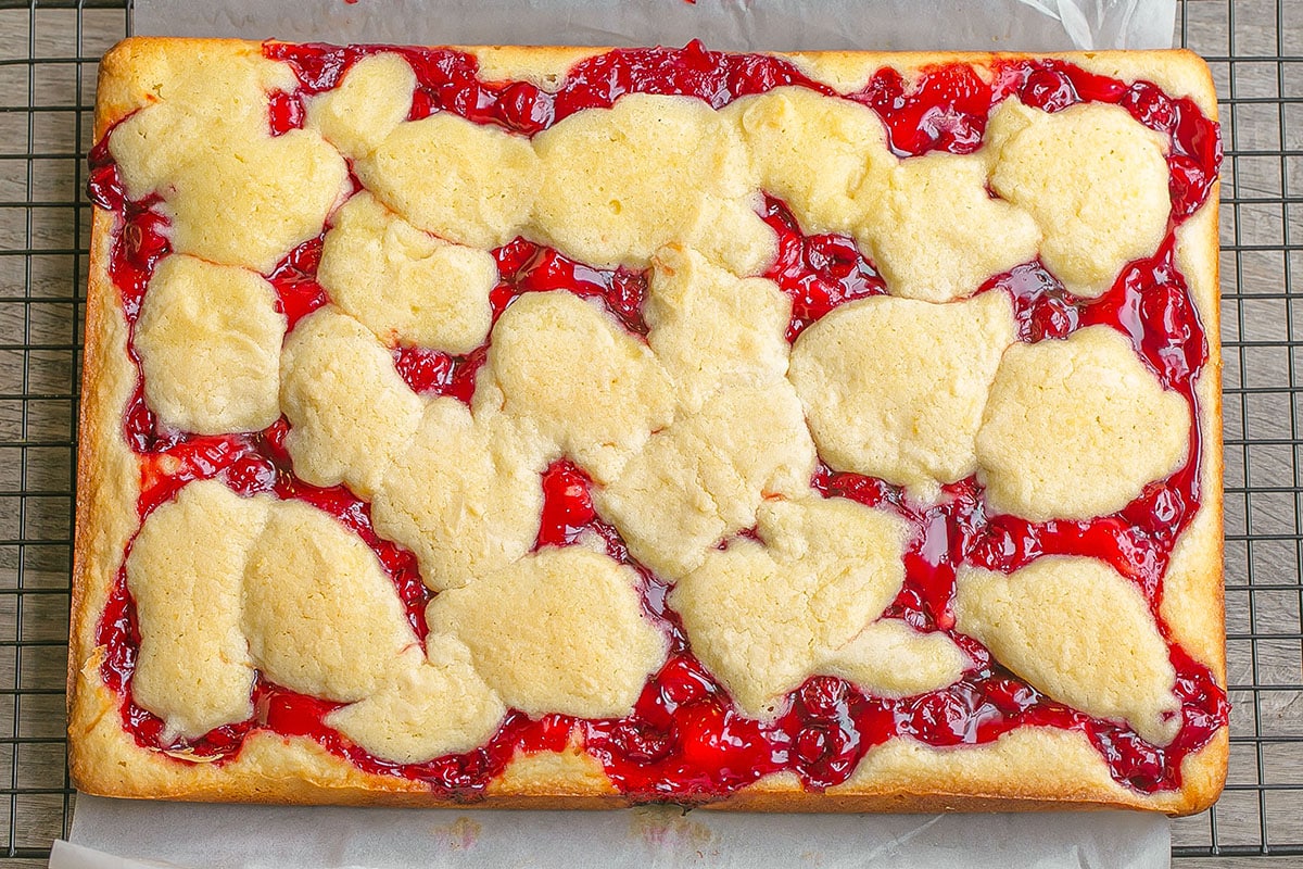 baked cherry pie bars