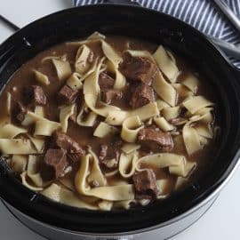 beef and noodles in crock pot