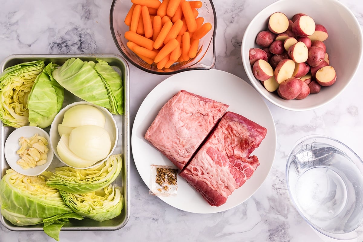 ingredients to make instant pot corned beef