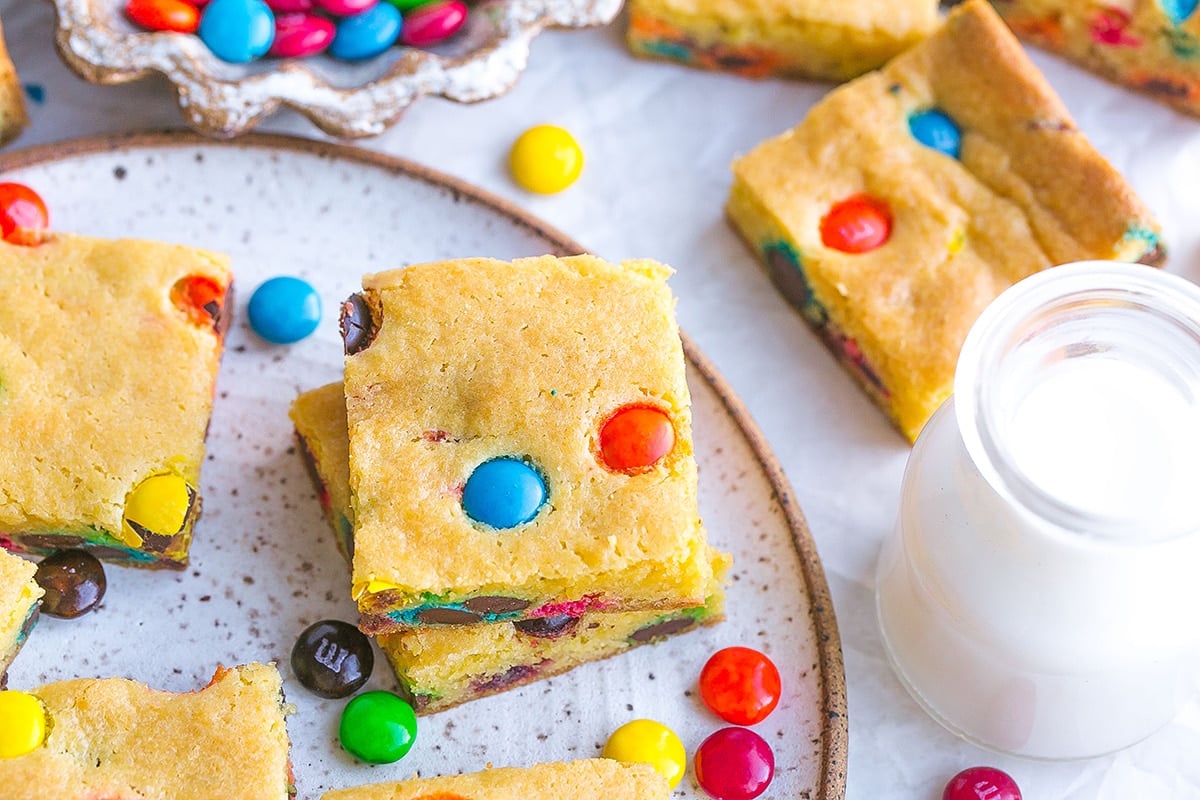 angled shot of stack of two cookie bars