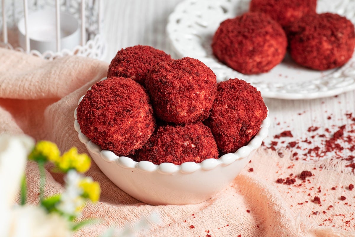 bowl of red velvet cheesecake bites