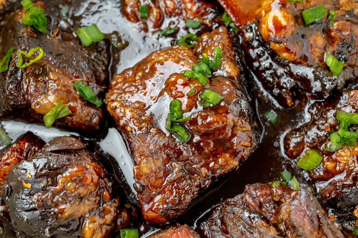 close up of honey ginger short ribs