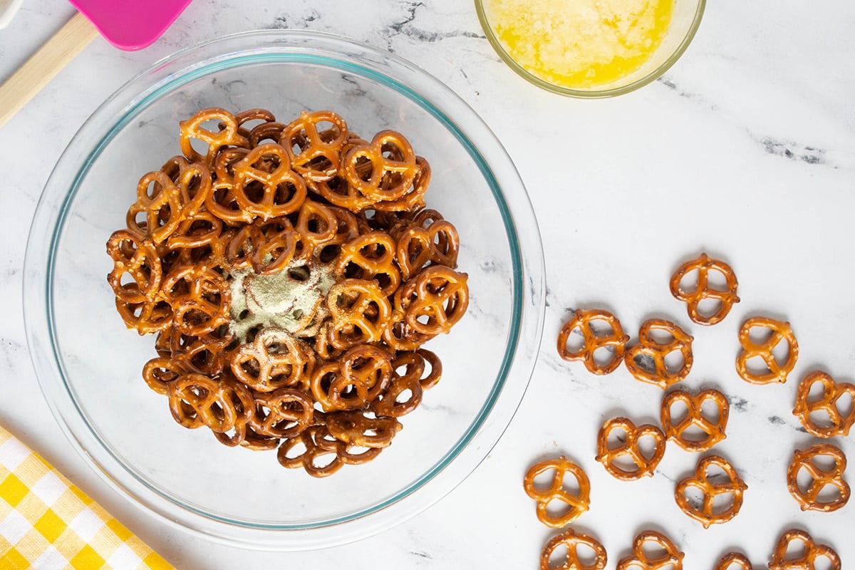 ranch seasoning in bowl of pretzels