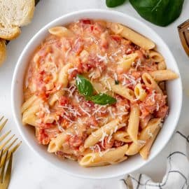 bowl of penne alla vodka