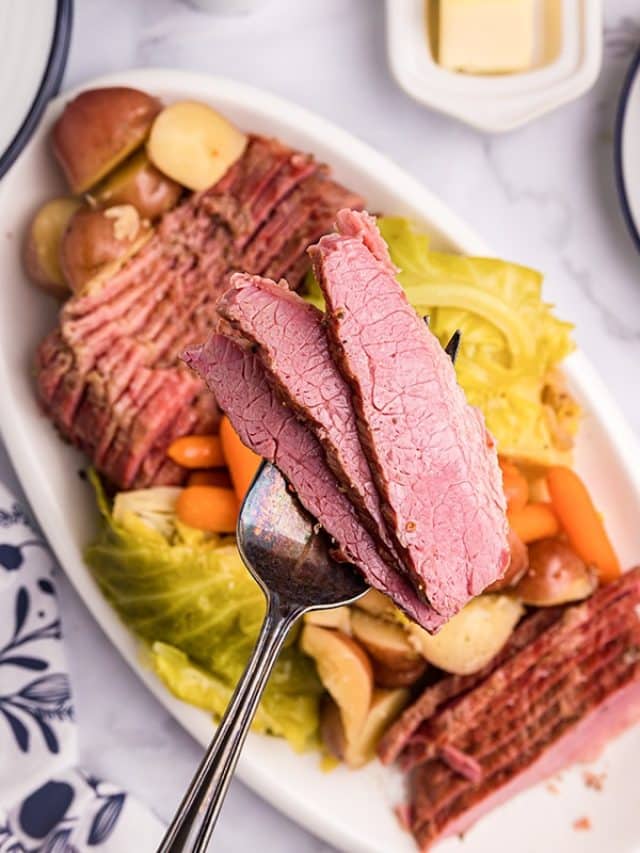 Instant Pot Corned Beef and Cabbage