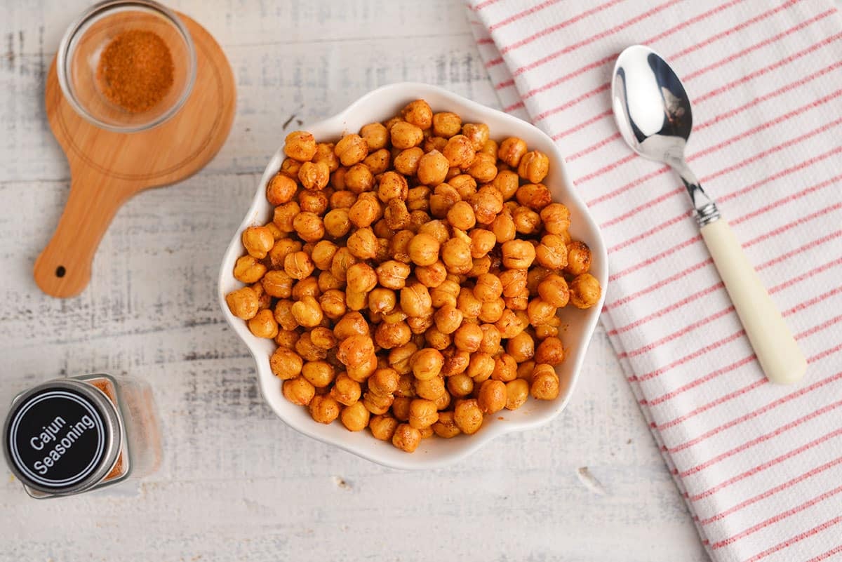 overhead shot of bowl of crispy chickpeas