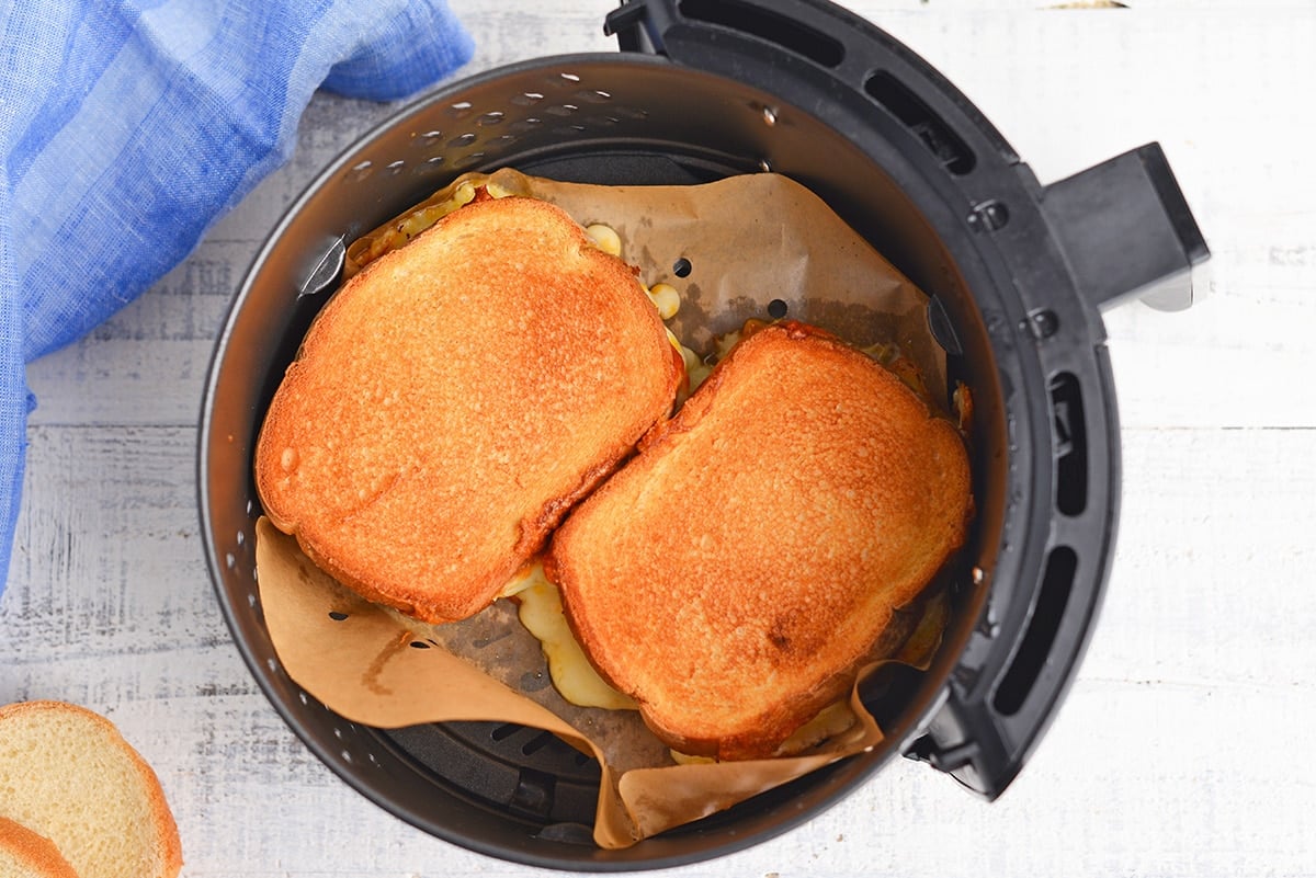 grilled cheese in air fryer basket