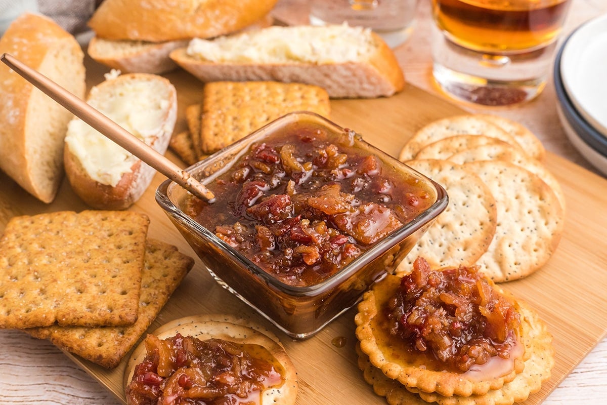 Bacon Jam Burgers (BEST Bacon Jam Recipe, too!)