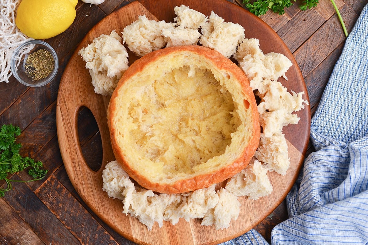 butter basted bread bowl for shrimp scampi appetizer