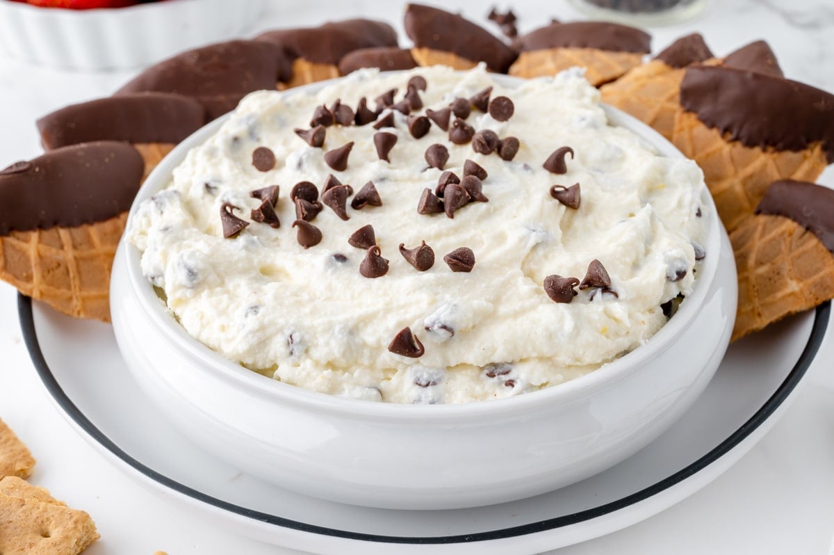 angled shot of bowl of cannoli dip