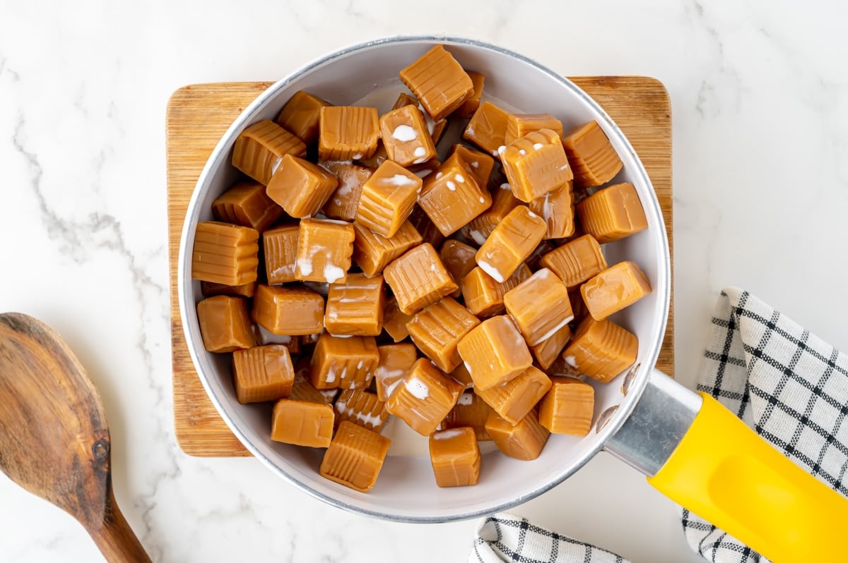 caramels in a pan