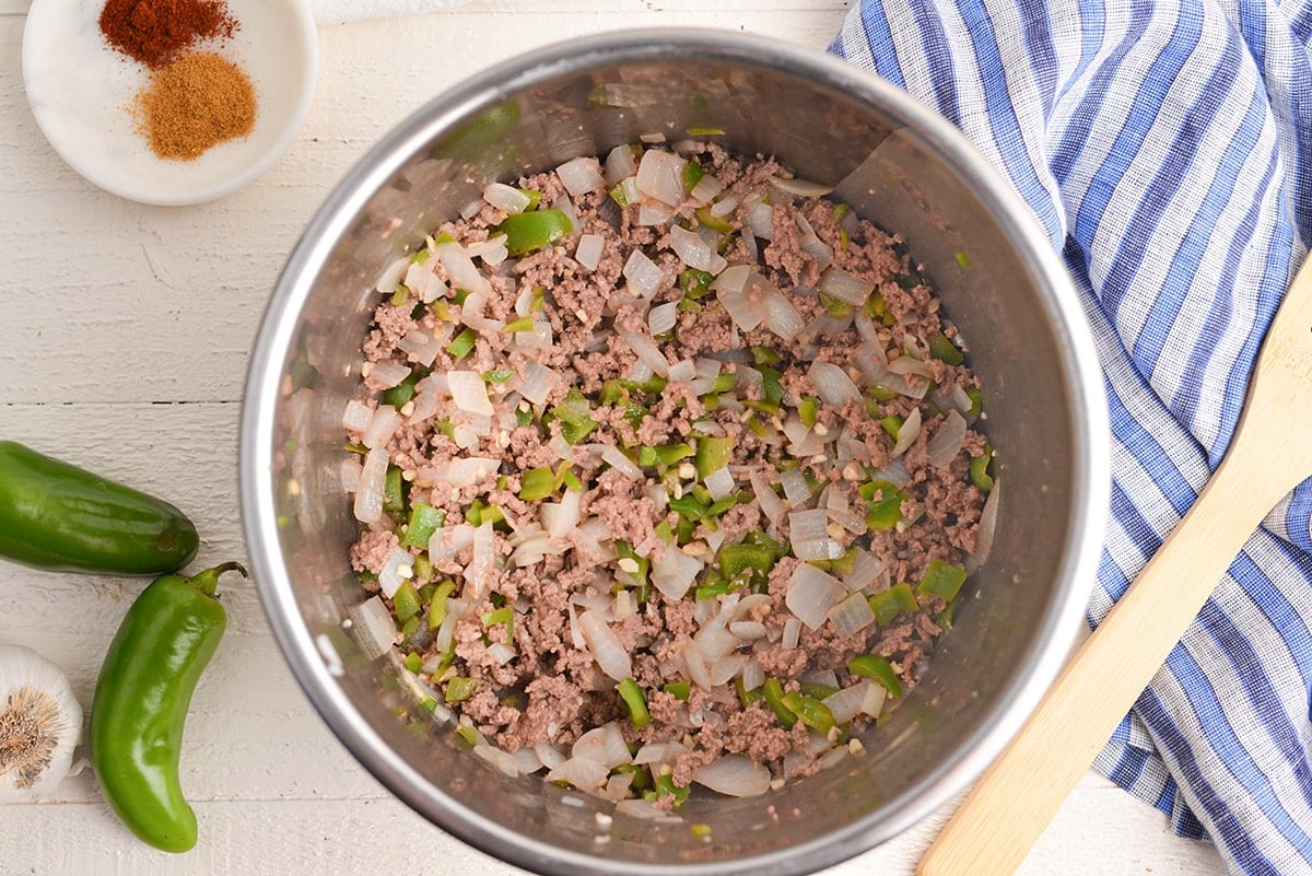 ground beef and veggies in instant pot