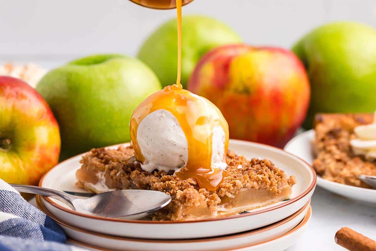 caramel on top of apple slab pie