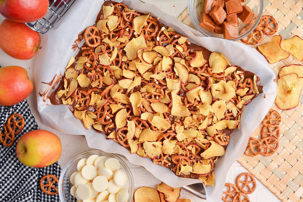 process images of making caramel apple bark with dried apples