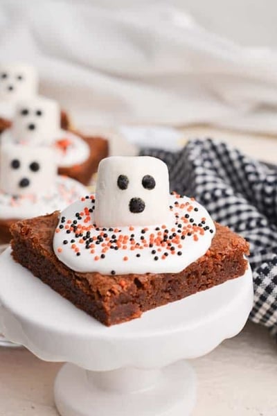 ghost brownie on pedestal