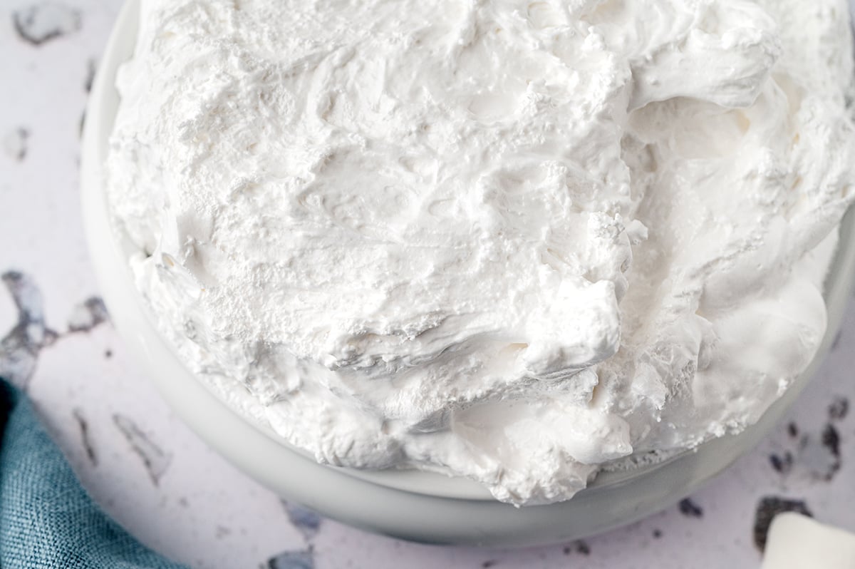 Homemade Marshmallow Fluff Recipe - Scrambled Chefs