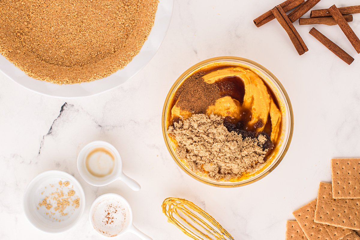 brown sugar and cinnamon added to pumpkin mixture