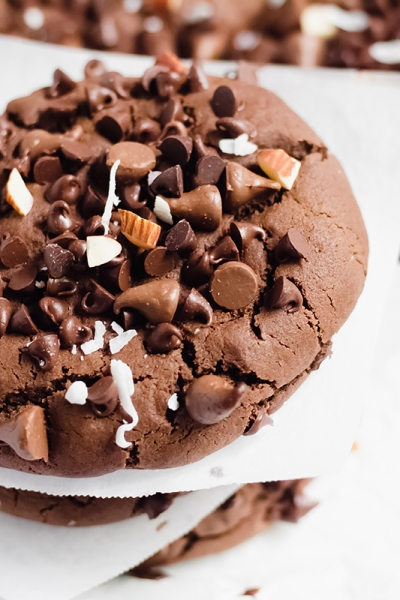 close up of toppings on almond joy cookies