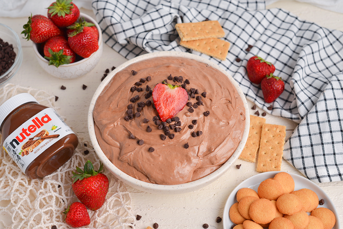 angled shot of bowl of nutella dip