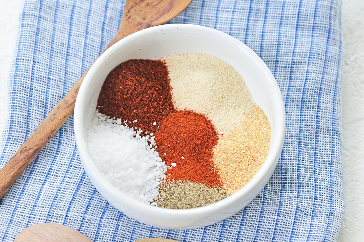 angle bowl of spices for a homemade turkey rub