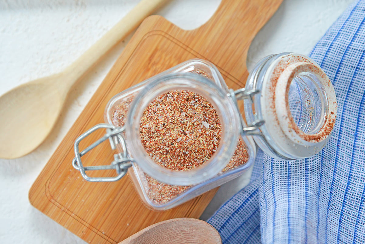 overhead glass jar of homemade turkey seasoning