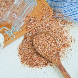 wooden tasting spoon with turkey dry rub