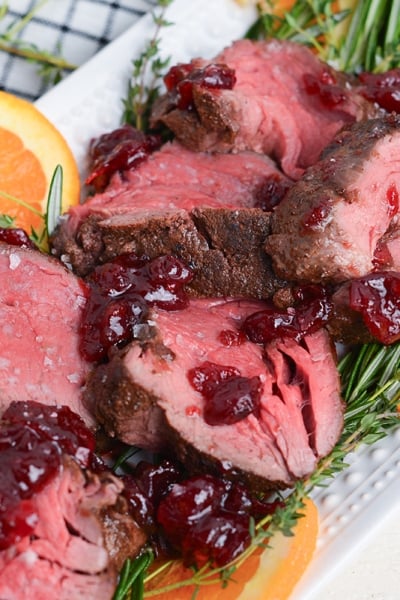 served beef tenderloin roast with oranges