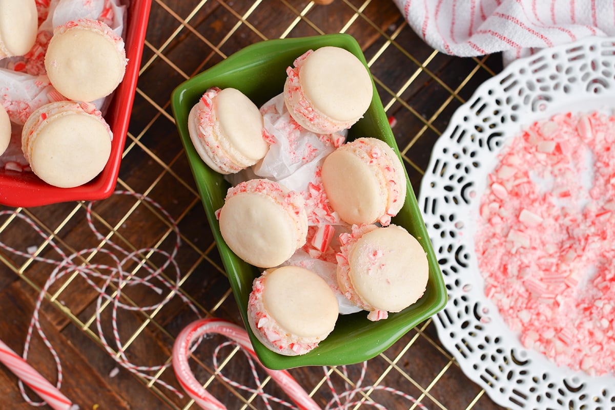 close up of peppermint macarons