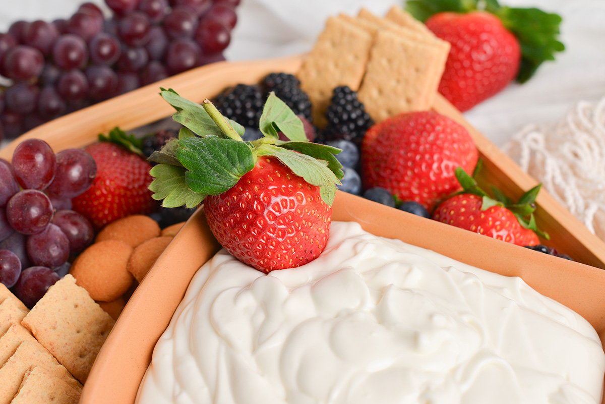 strawberry in marshmallow fruit dip