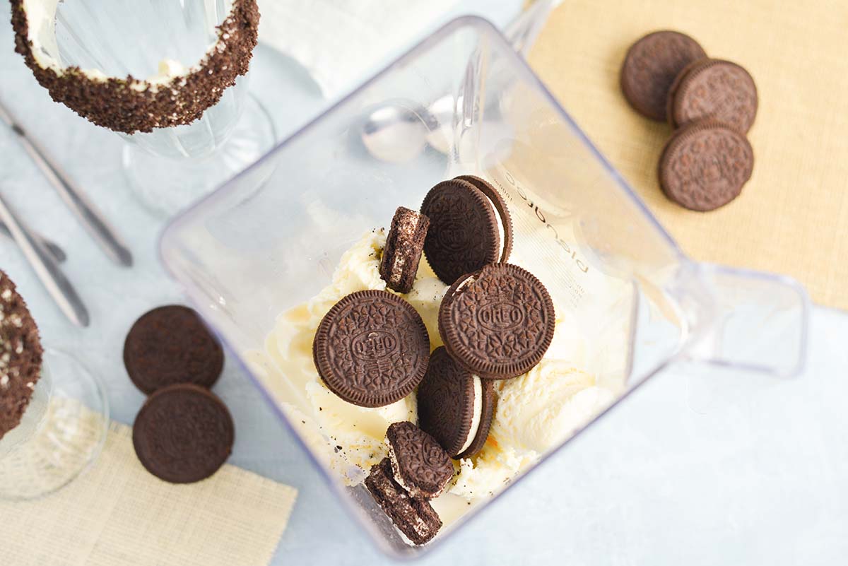 overhead of oreo milkshake before blending