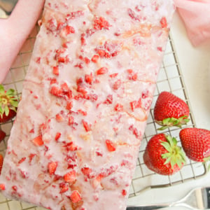 overhead loaf of strawberry pound cake using fresh strawberries