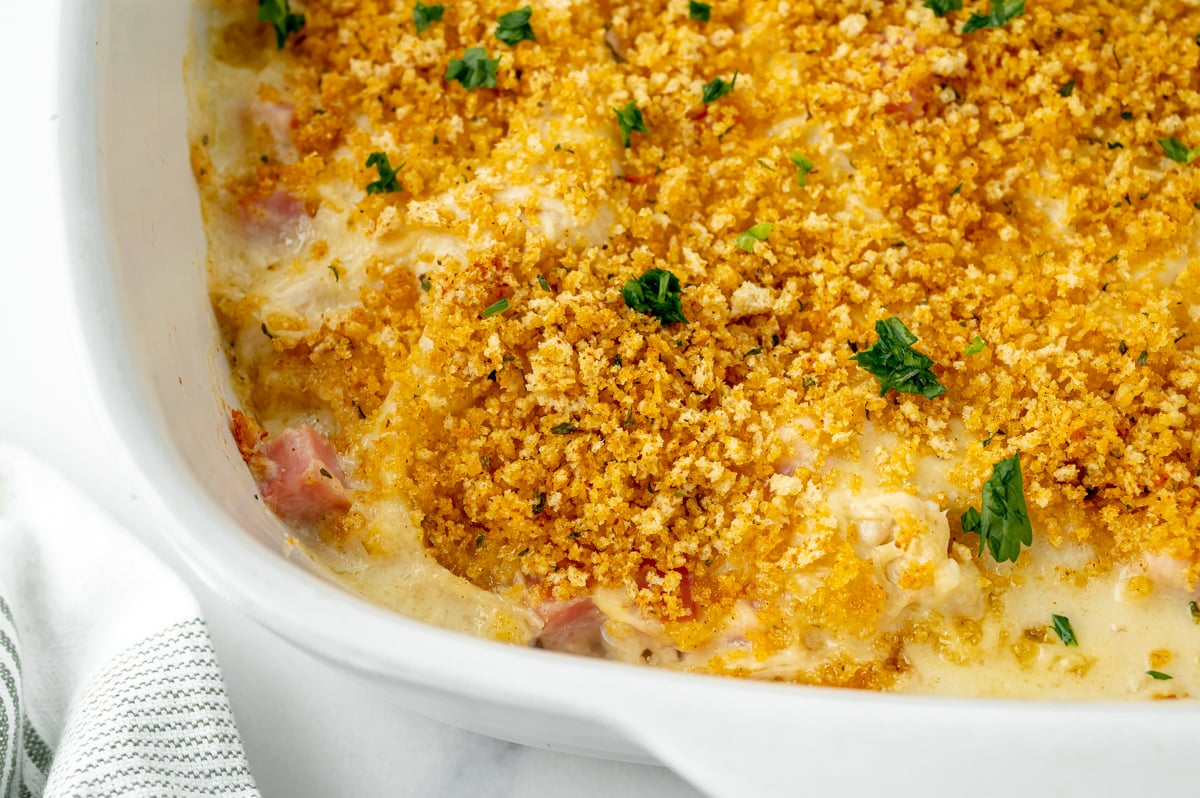 angled close up shot of chicken cordon bleu casserole