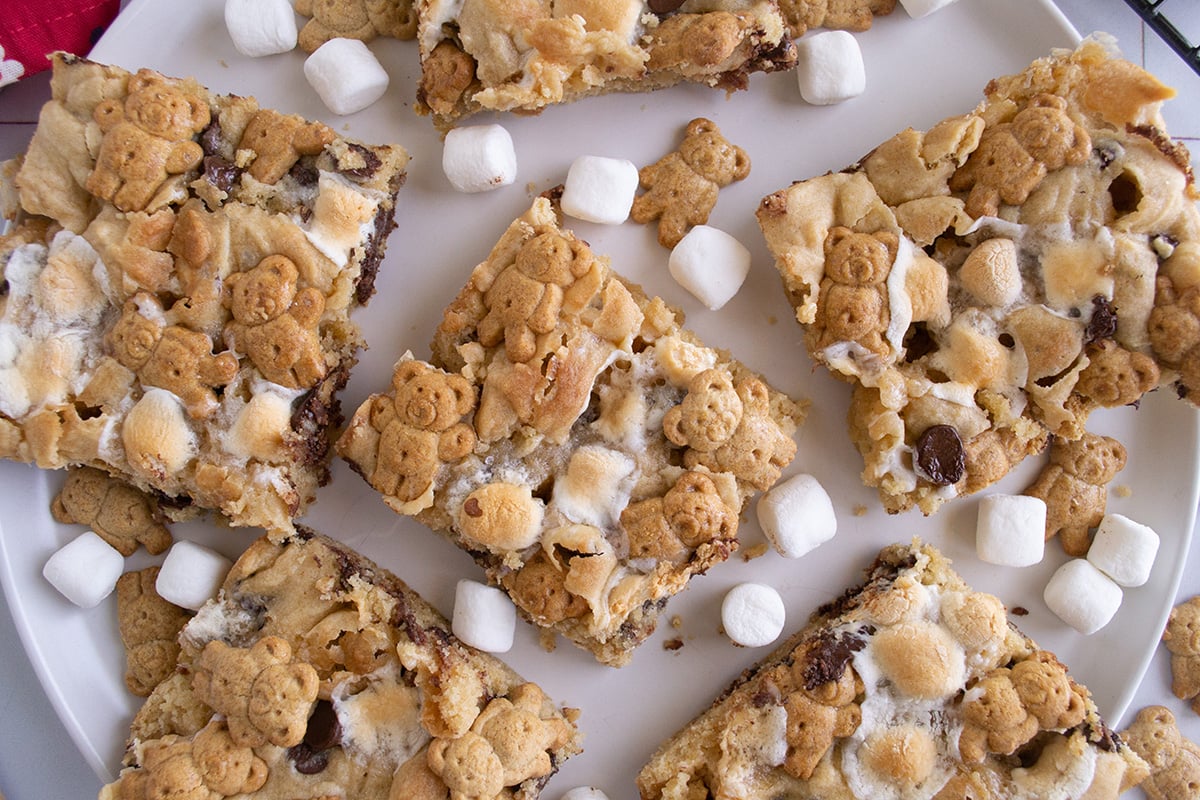 serving plate with s'mores bars using marshmallows, teddy grahams and chocolate chips