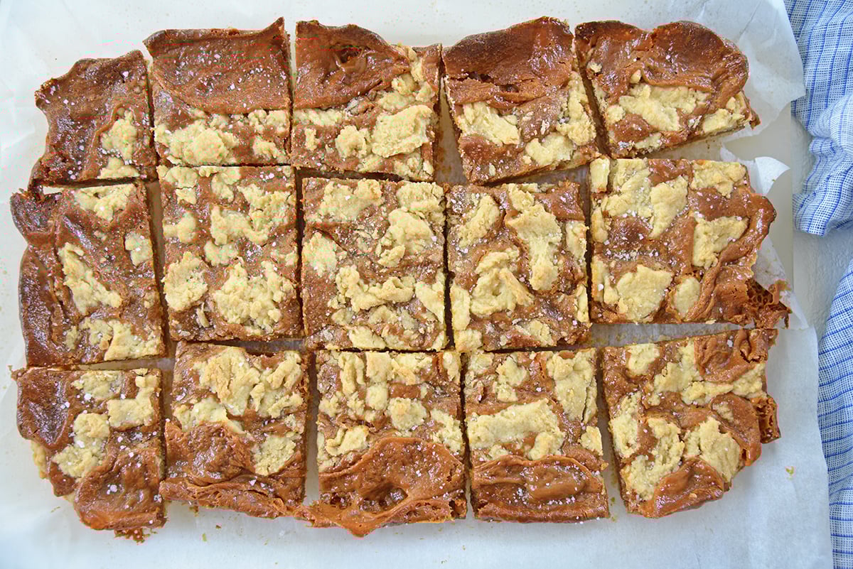 cut dulce de leche bars