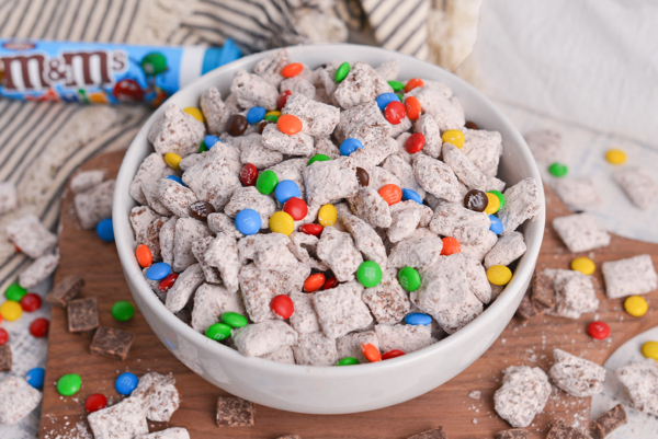 angled shot of bowl of muddy buddies