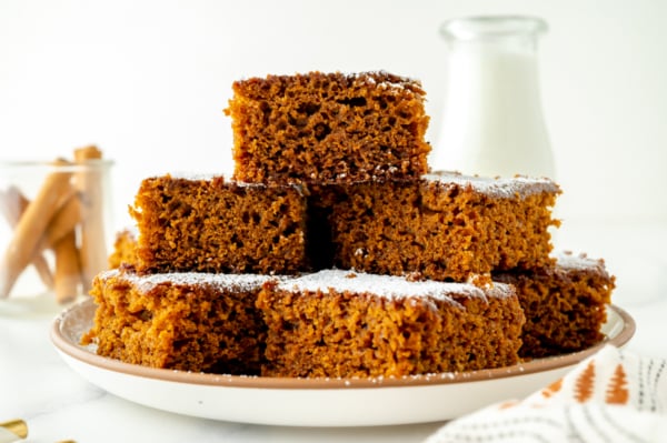 straight on shot of plate of gingerbread snack cake