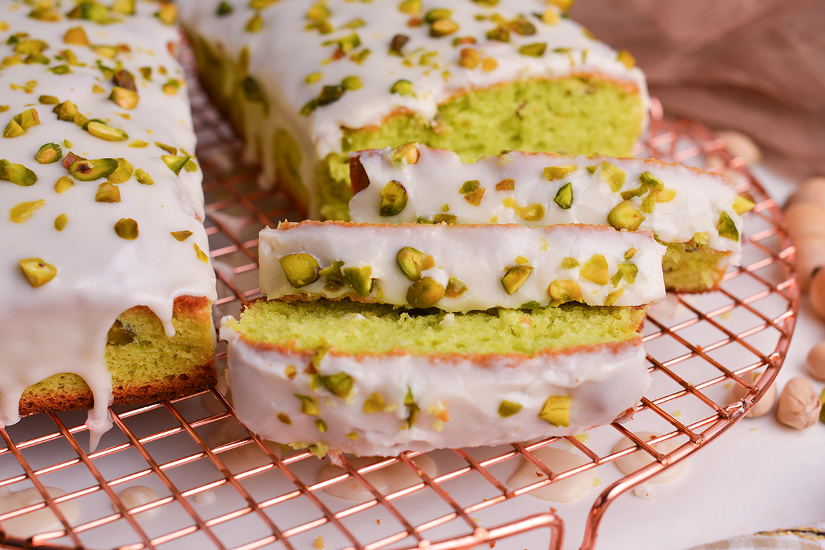 straight on shot of sliced pistachio bread