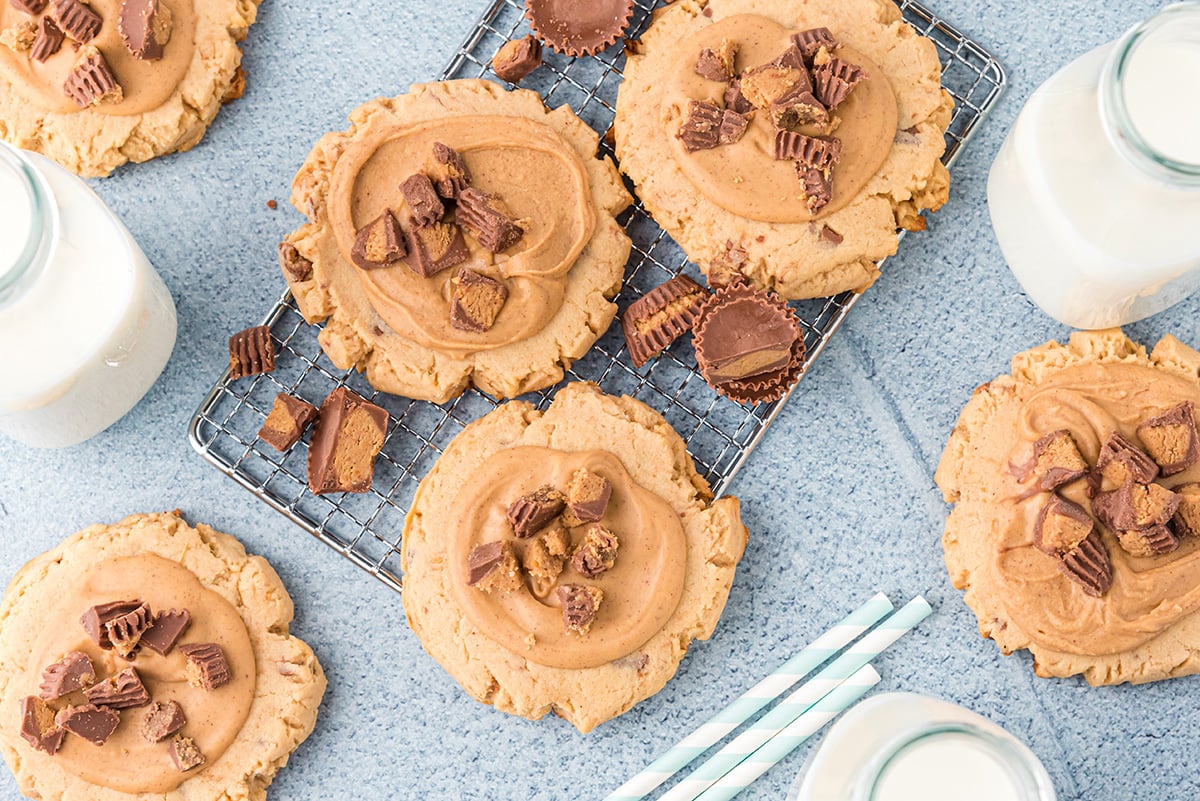 overhead shot of reeses peanut butter cookies on wire tray