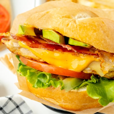 close up angled shot of grilled chicken sandwich