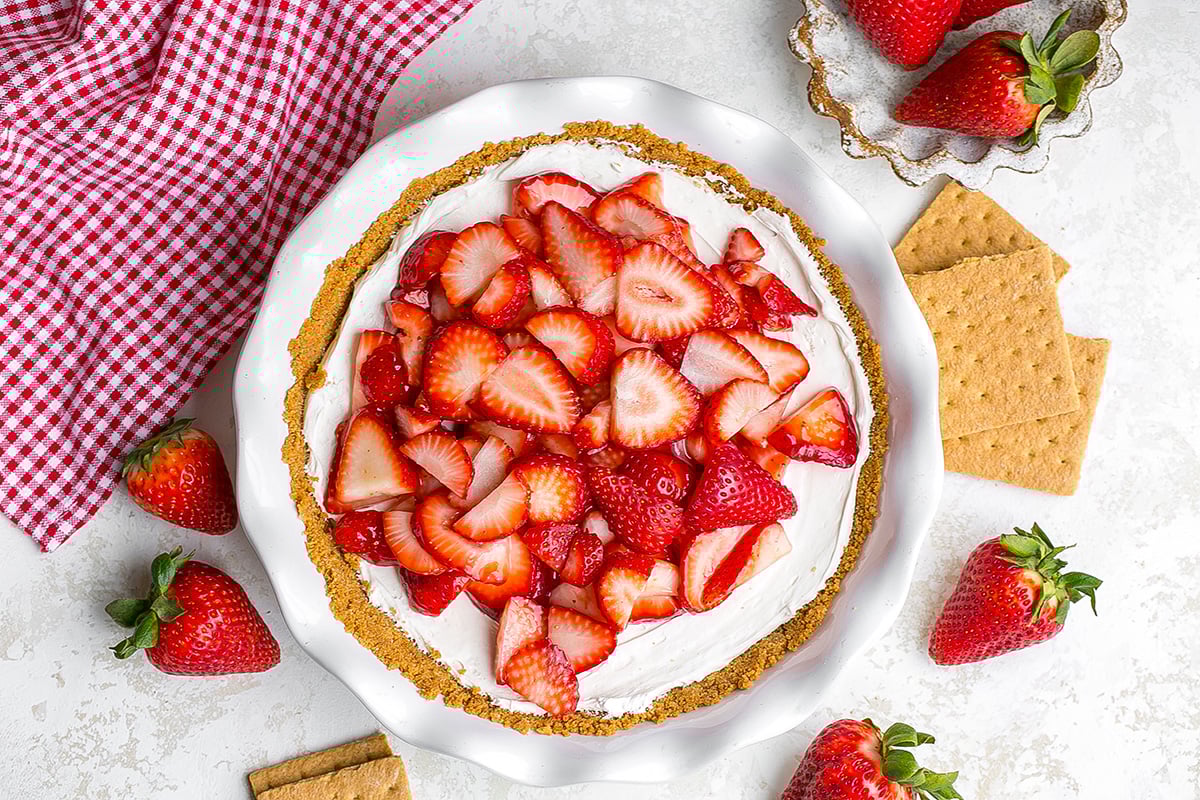 overhead shot of strawberry cream cheese pie